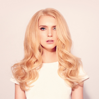 1474629389-how-to-curl-with-your-hairstraightener-avezu-ghd